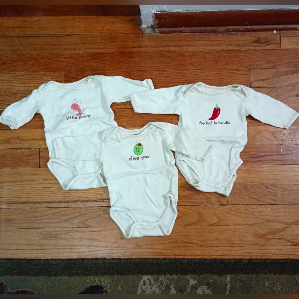 3-Pack Cream Long-Sleeve Baby Bodysuits with Cute Food Prints